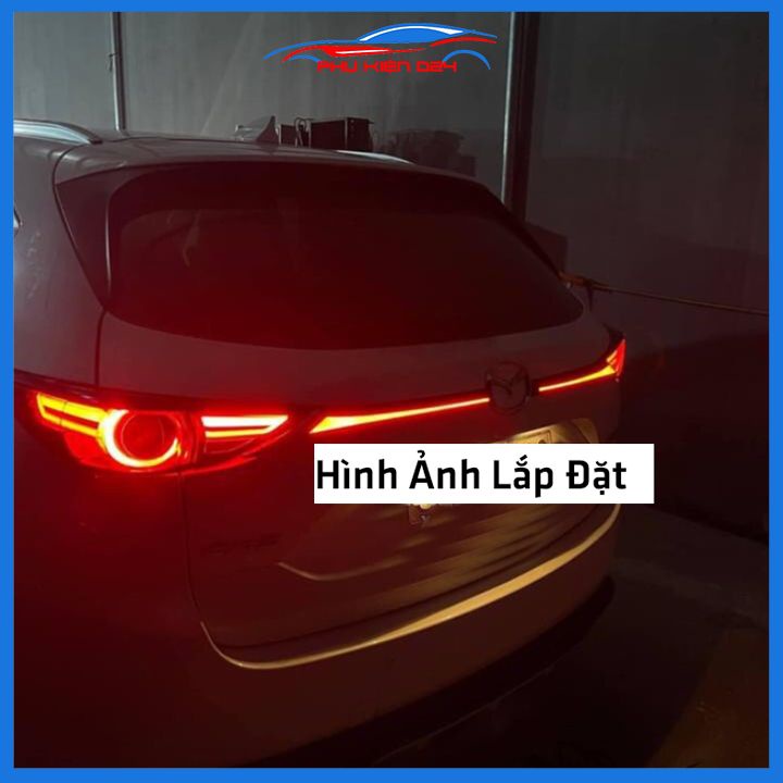 Ốp tay cốp sau có đèn led CX5, CX-5 2018-2019-2020-2021 ánh sáng đỏ trang trí xe
