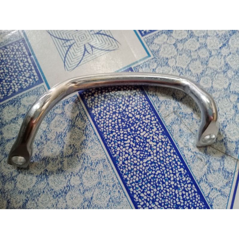 Tay nắm/ Tay dắt xe DD