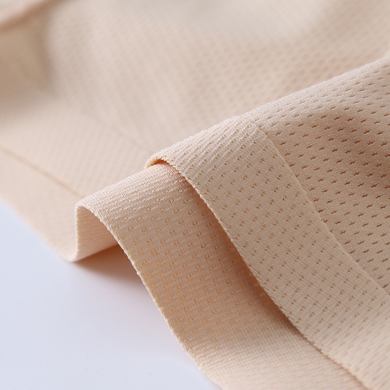 Quần lót an toàn màu sắc đơn giản cho nữ