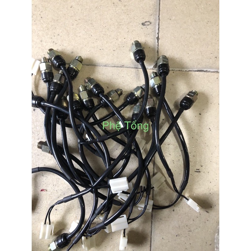 Cảm biến báo lùi Suzuki 500kg/ suzuki 7 chỗ/ Vinaxuki 500kg/ Thaco 750/ Giải Phong 700kg