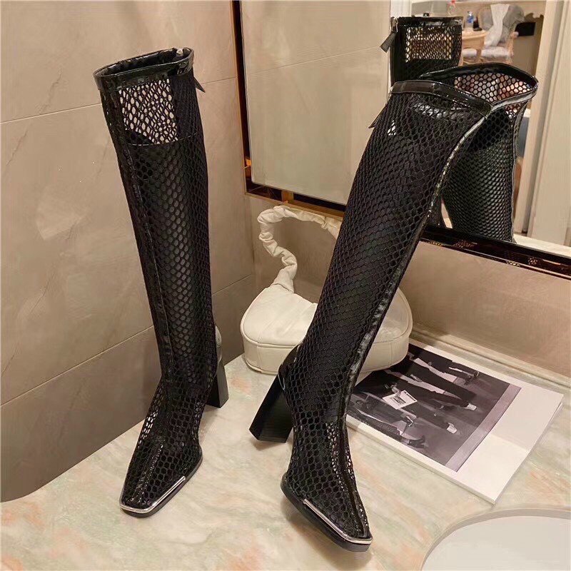 BỐT LƯỚI ĐÙI ĐẸP XUẤT SẮC