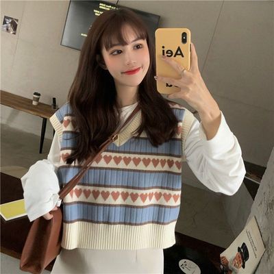 Áo len kiểu dáng ngắn phù hợp với tất cả các phong cách