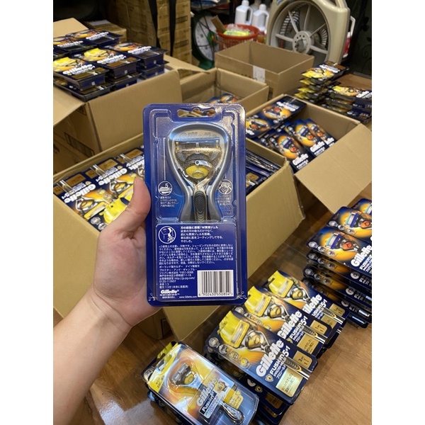 Dao cạo râu Nhật Bản cao cấp 5 lưỡi Gillette Fusion Proglide (Cán Dao + Lưỡi Dao + Đầu bảo vệ) [HangNhat]