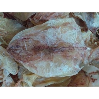 0,5kg khô mực kích cỡ 120 đến 130 con/1kg