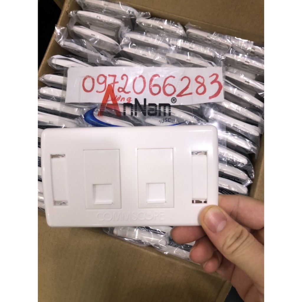 Mặt nạ hình chữ nhật 2 cổng, màu trắng mã 2-1427030-2