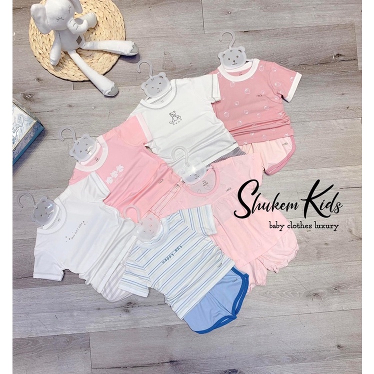 Bộ quần áo hè Nuos cài vai mẫu mới nhất 2022