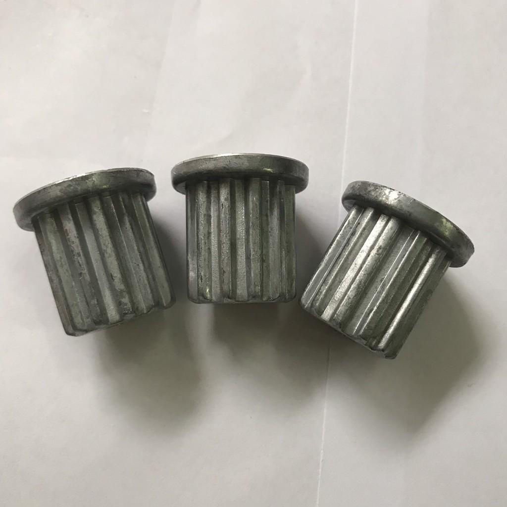 Ốc đóng mâm máy giặt LG 12 khía - đường kính lỗ 1,3cm