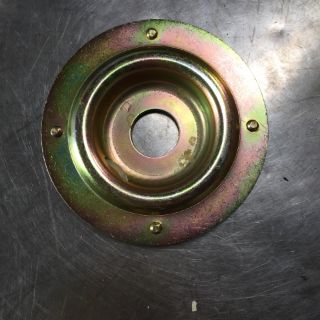 Ổ cước gắn máy cắt cỏ