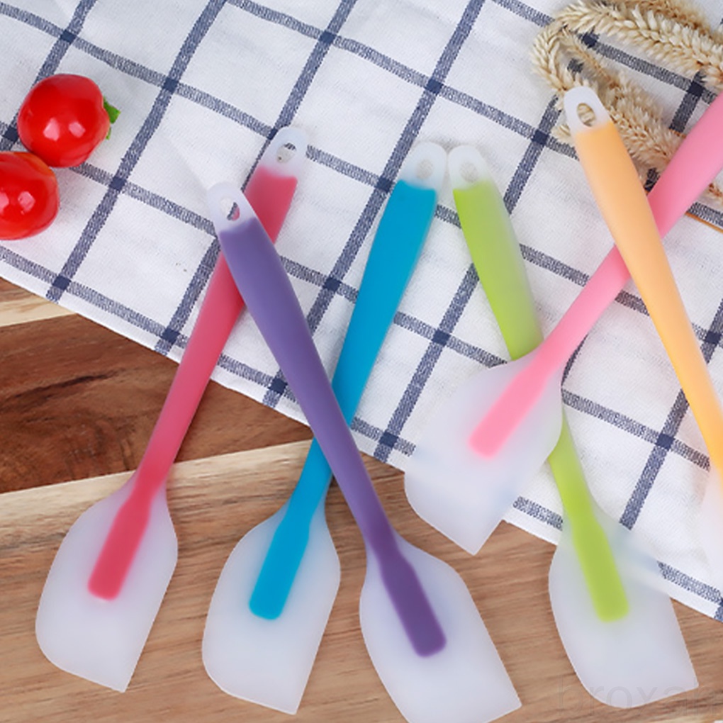 Xẻng silicone chịu nhiệt dùng làm bánh tiện dụng