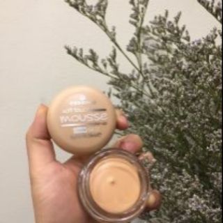 Phấn nước  Mousse Essence của đức