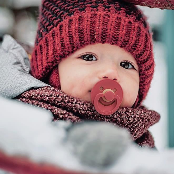 Ti giả cho bé Frigg chính hãng Đan Mạch loại đẹp cho bé 0-6M  Tặng kèm nắp chính hãng | Ti ngậm cho bé sơ sinh