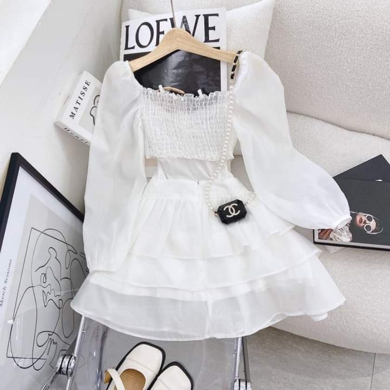ĐẦM TRẮNG CUT OUT EO TẦNG XOÈ 💘💘