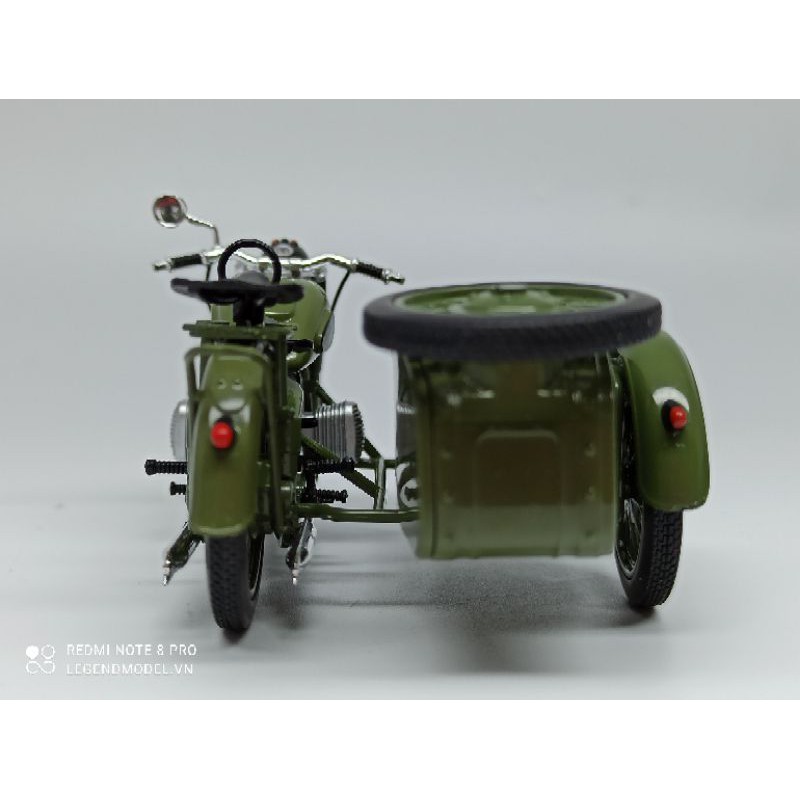 Mô hình xe Sidecar Ural M72