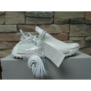 Human race trắng bản (R.E.P 1:1) bao chuẩn thị trường.