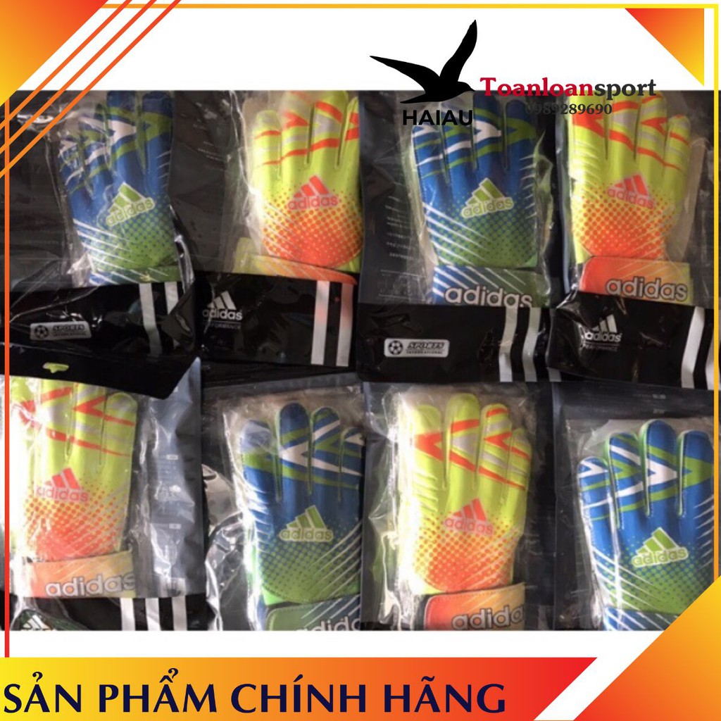 Gang tay thủ bắt bóng môn sịn trẻ em