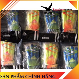 Gang tay thủ bắt bóng môn sịn trẻ em