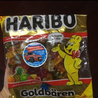 Com bo kẹo chip Haribo