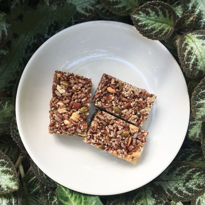 Thanh Gạo Lức Hạt &amp; Dừa Sấy Giòn 250gr