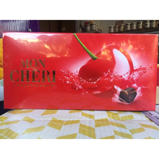 Socola rượu mon cheri
