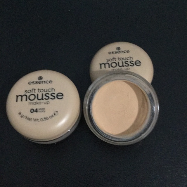 Essence Soft Touch Mousse Make Up