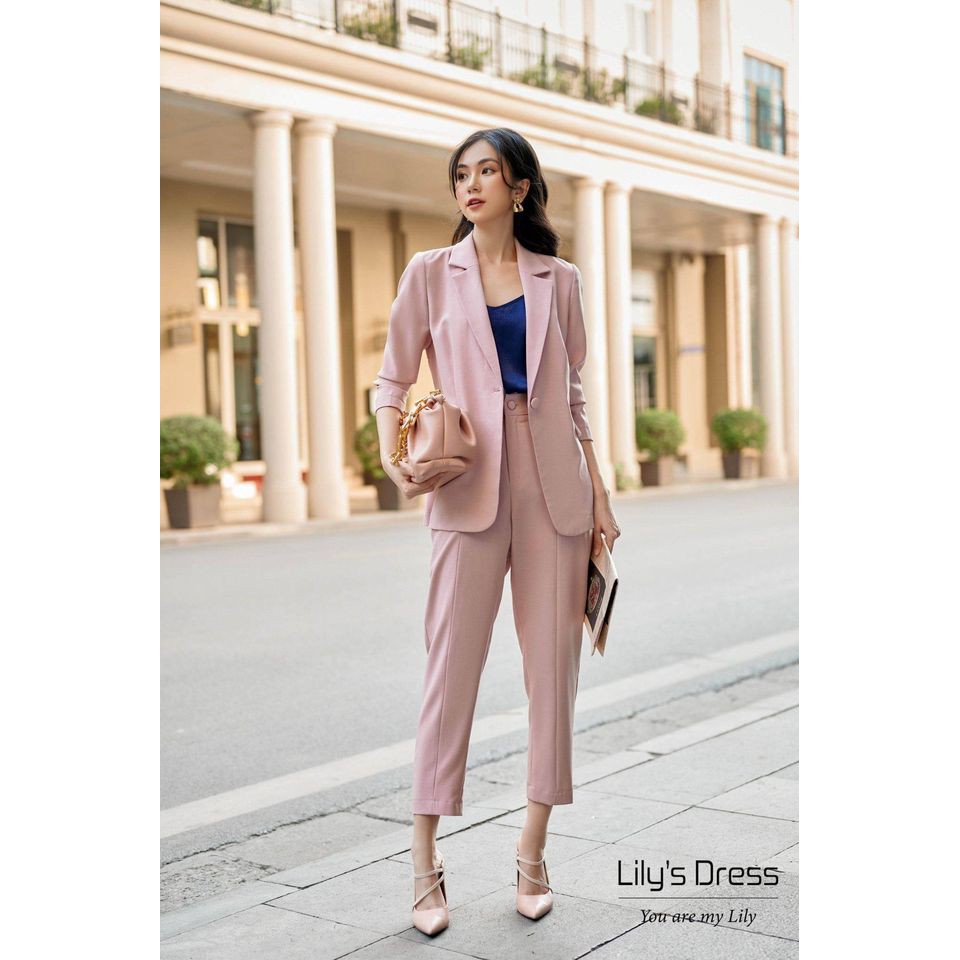 Set Blazer Hồng Son 1 Cúc Dáng Ngắn + Quần Âu by Lilie