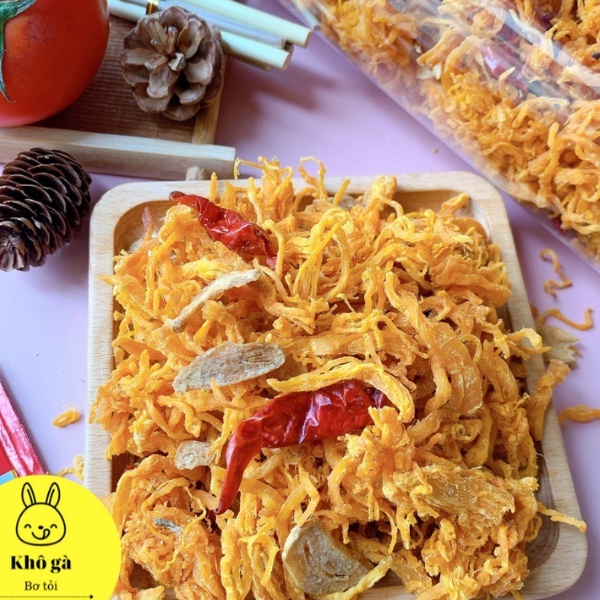 Khô gà bơ tỏi xé cay 300g Bop Bep- đồ ăn vặt ngon, đồ ăn vặt Hà Nội | BigBuy360 - bigbuy360.vn