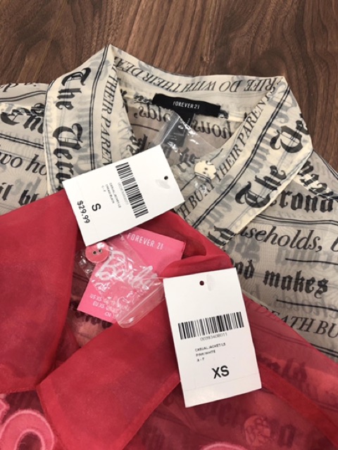 ÁO KHOÁC CROPTOP F21