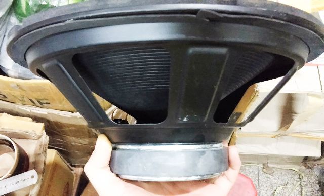 Loa bass 30 cho loa kéo, từ 10cm, gân xốp mềm