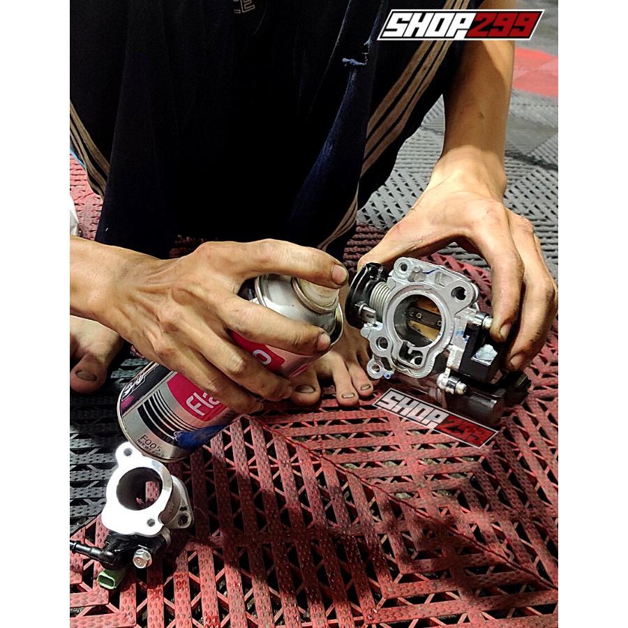 CHAI XỊT VỆ SINH BỘ CHẾ HÒA KHÍ / HỌNG XĂNG KIM PHUN - FLAMINGO CARBURETOR & CHOKE CLEANER  450ML