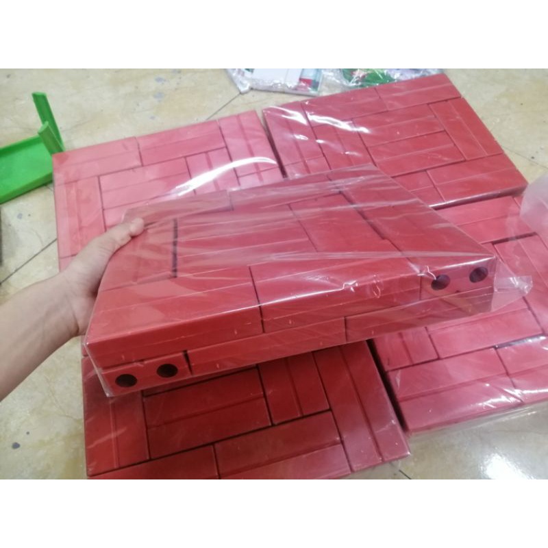 GẠCH NHỰA LOẠI TO 20 VIÊN ĐÓNG TÚI CHO BÉ CHƠI XÂY DỰNG.