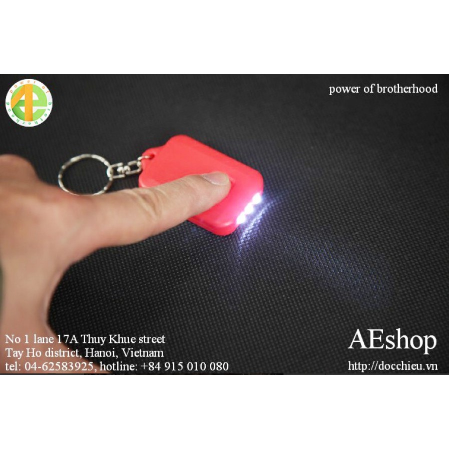 Đèn pin treo khóa năng lượng mặt trời led mini