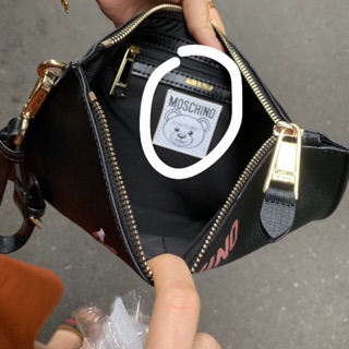 Clutch moschino