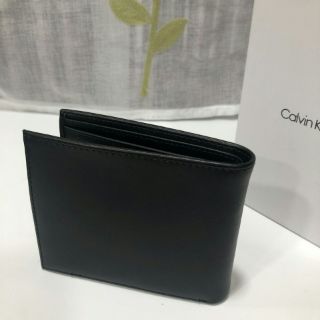 VÍ CALVIN KLEIN CHẤT DA SIÊU ĐẸP CHO CHÀNG CÁ TÍNH