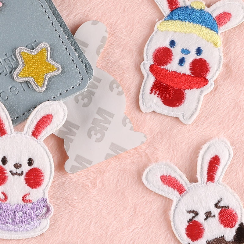 Miếng Dán Vải Thêu Tự Dính Họa Tiết Hoạt Hình Dễ Thương Dùng Trang Trí Túi Xách