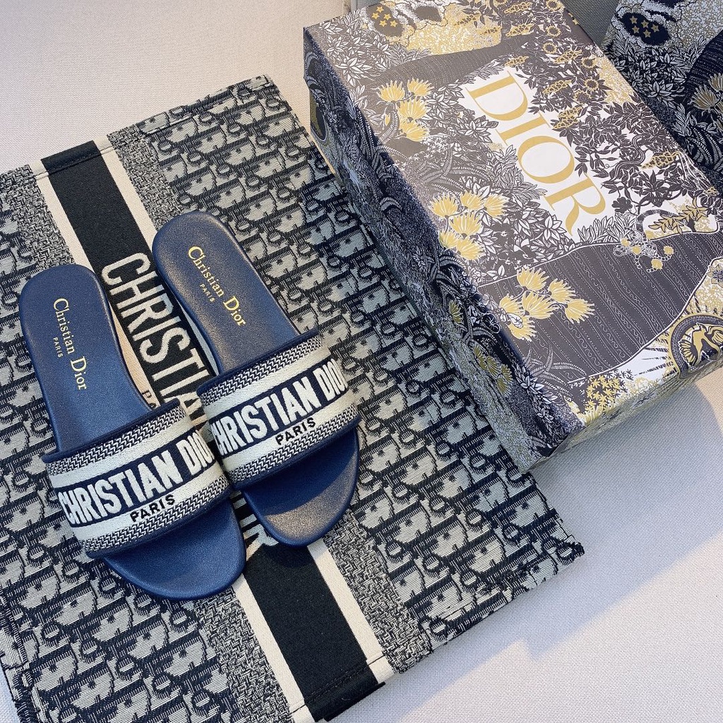 (Xanh Navy) Dép Sandal Phẳng Thêu Họa Tiết Chất Liệu Cotton Cho Nữ