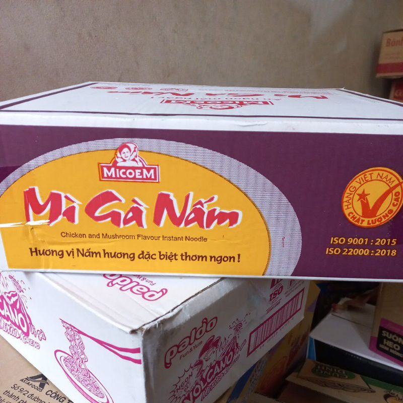 Thùng mì Gà nấm