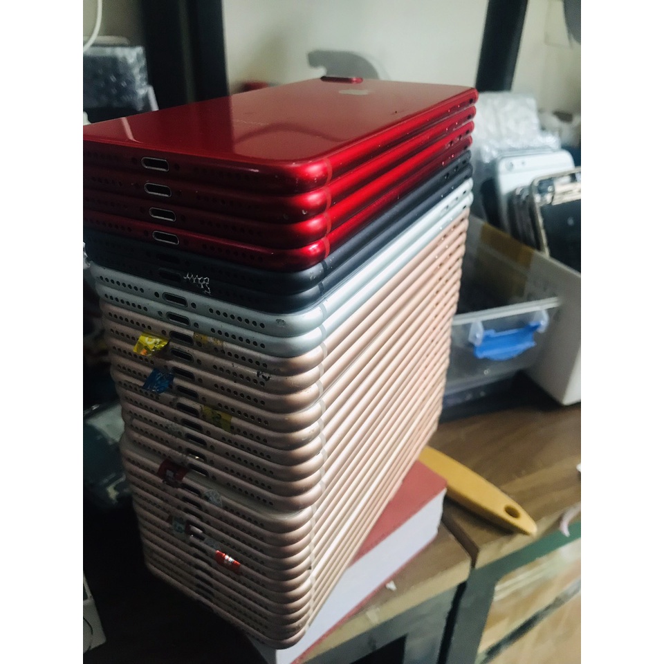 Vỏ iphone 8plus không nút bấm- Zin tháo máy