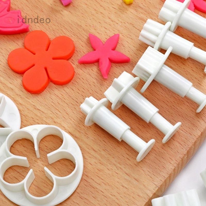 Set 33 món khuôn cắt tạo hình làm bánh tiện lợi