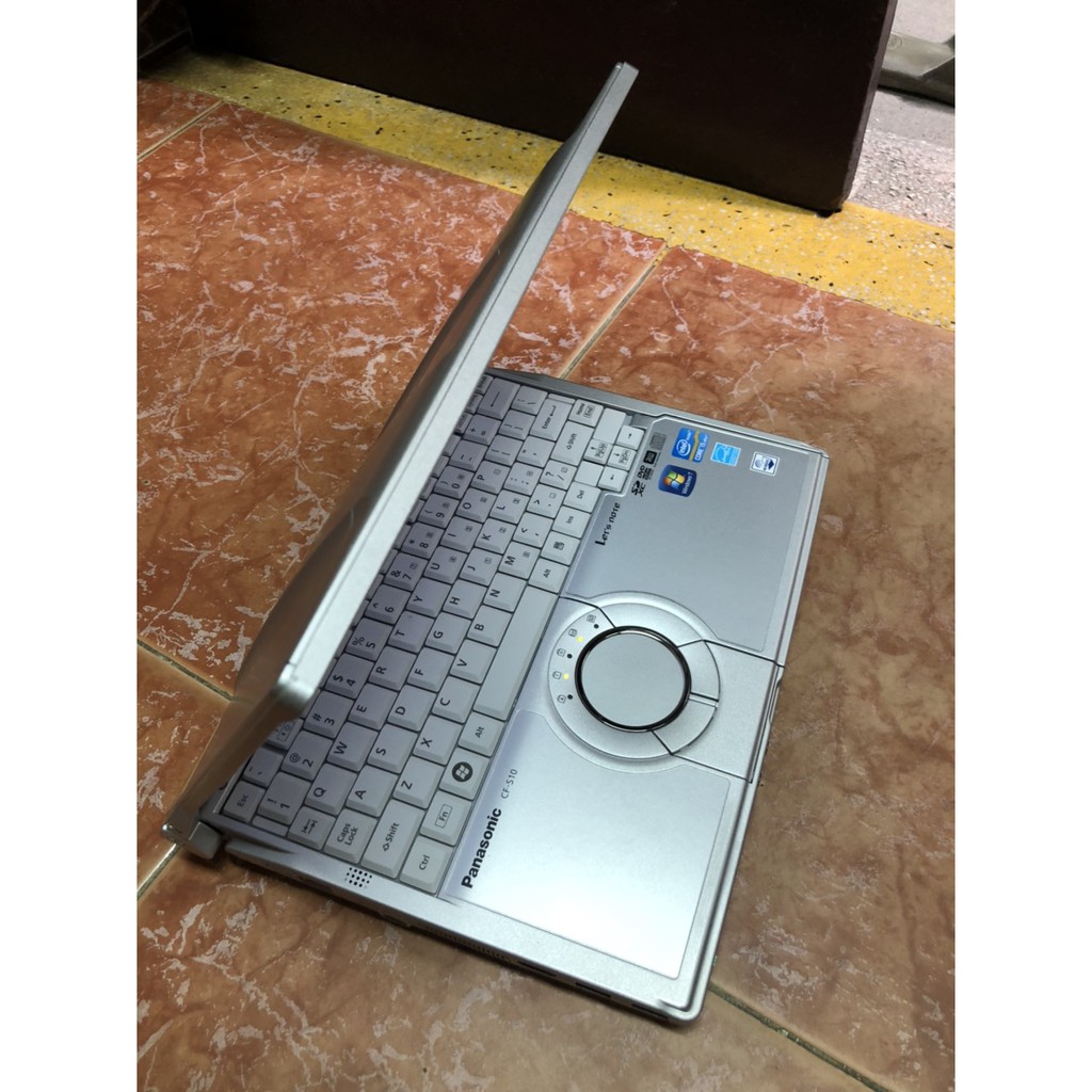 Laptop cũ Panasonic cf-s10 cf-n10 văn phòng độ bền cao nhẹ 1.3kg nhật bản