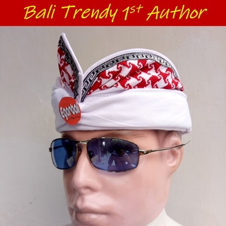 Áo viền đỏ trắng Udeng bali