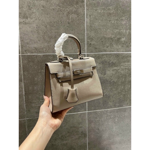 Túi H.M Kelly Dáng Lùn, Túi Xách Nữ Đeo Chéo Da Gạo Size 19cm