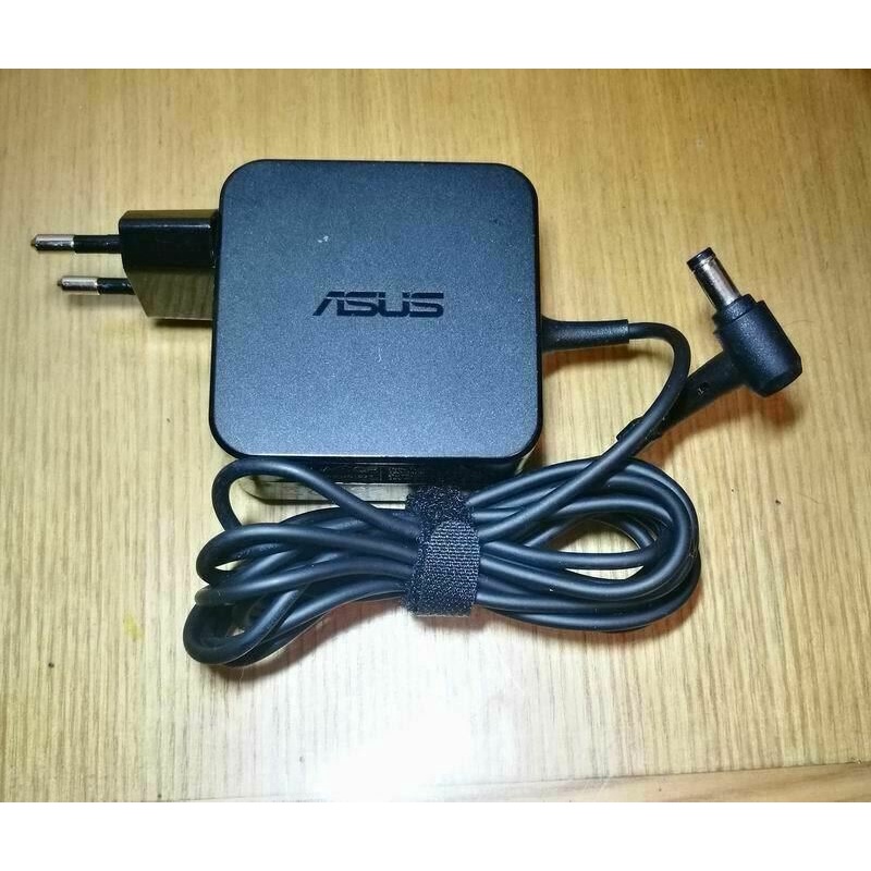SẠC LAPTOP ASUS VUÔNG HOẶC HÌNHCHỮ NHẬT19V-2.37A chân 4.0*1.35 ZIN ZỊN CHÍNH HÃNG 45W