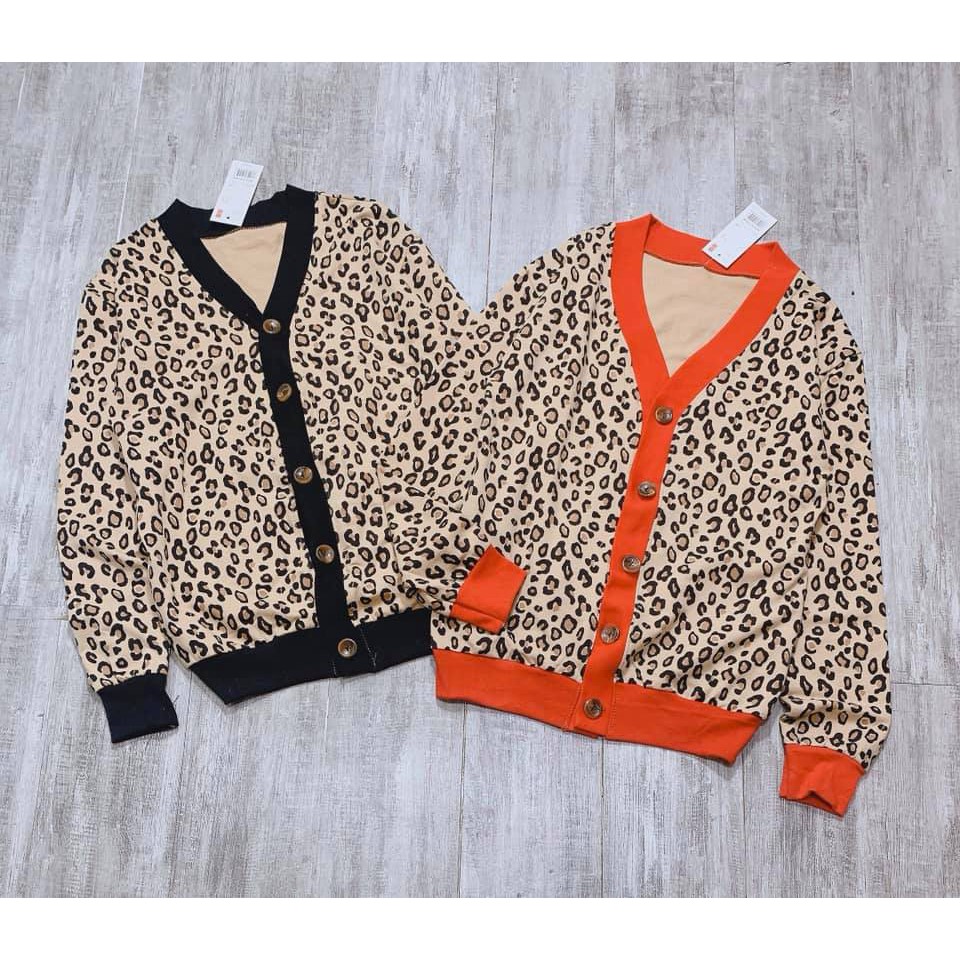 Áo khoác Cardigan hoạ tiết báo siêu đẹp về hàng. Chất da cá tàu dệt sẵn vải bao đẹp | BigBuy360 - bigbuy360.vn