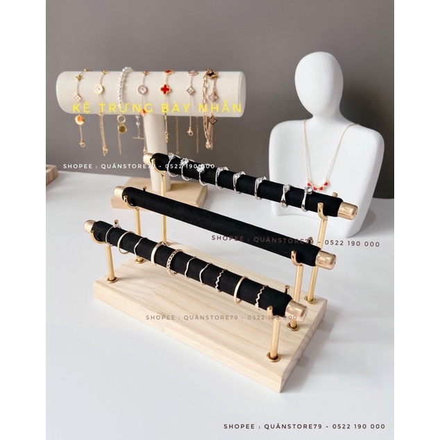 Kệ trưng bày nhẫn sang trọng