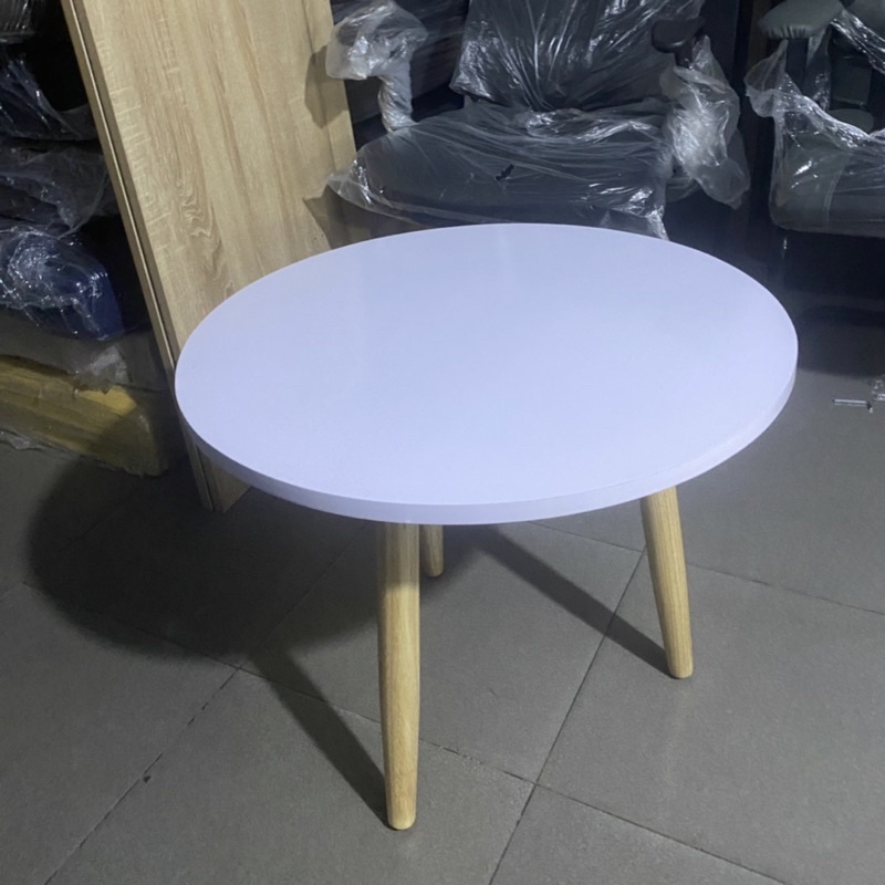 Bàn trà tròn sofa 3 chân Nội Thất Hoàn Phương Sài Gòn thiết kế 3 chân vặn tiện lợi hiện đại cao cấp