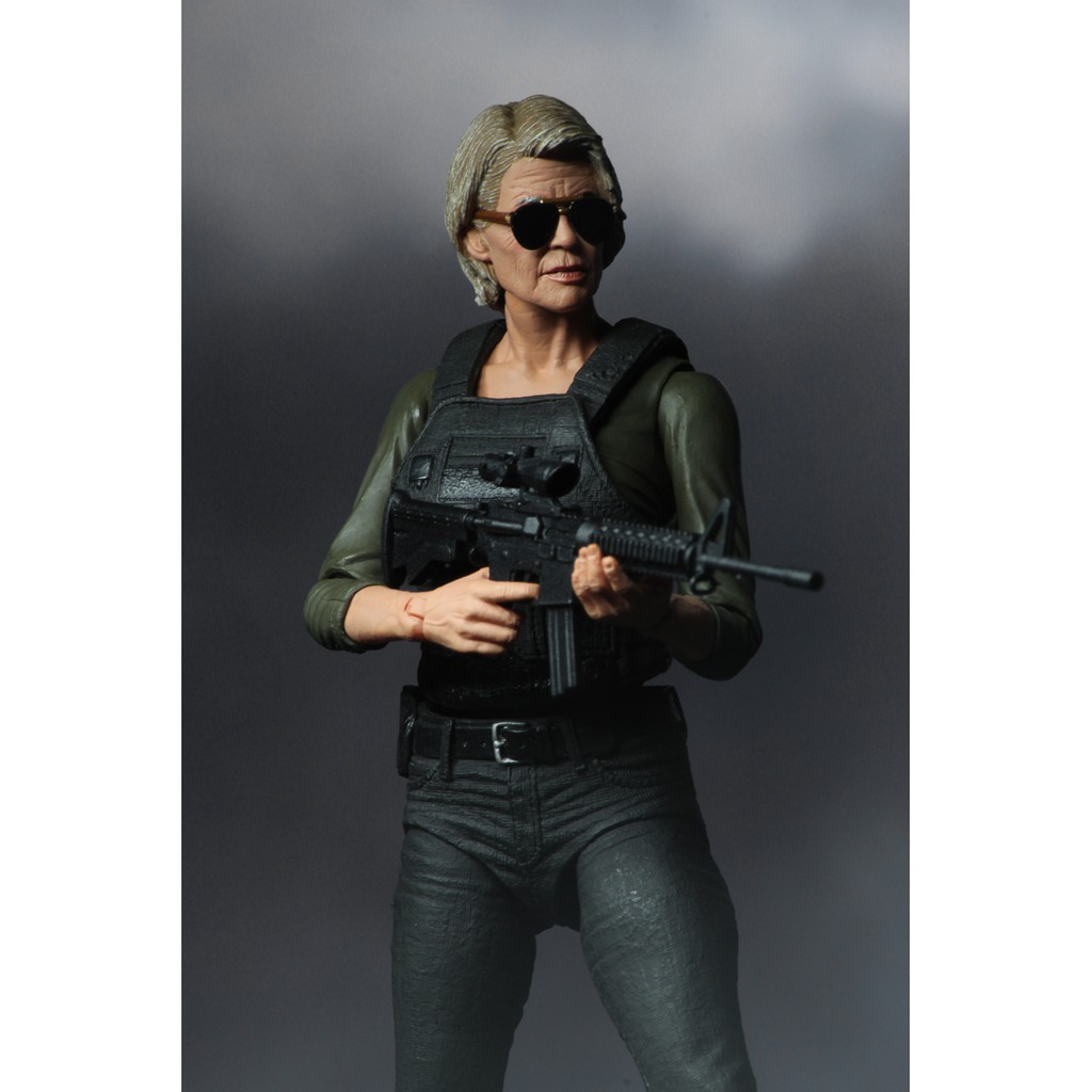 Mô hình Neca Terminator Dark Fate T-800, Sarah Connor