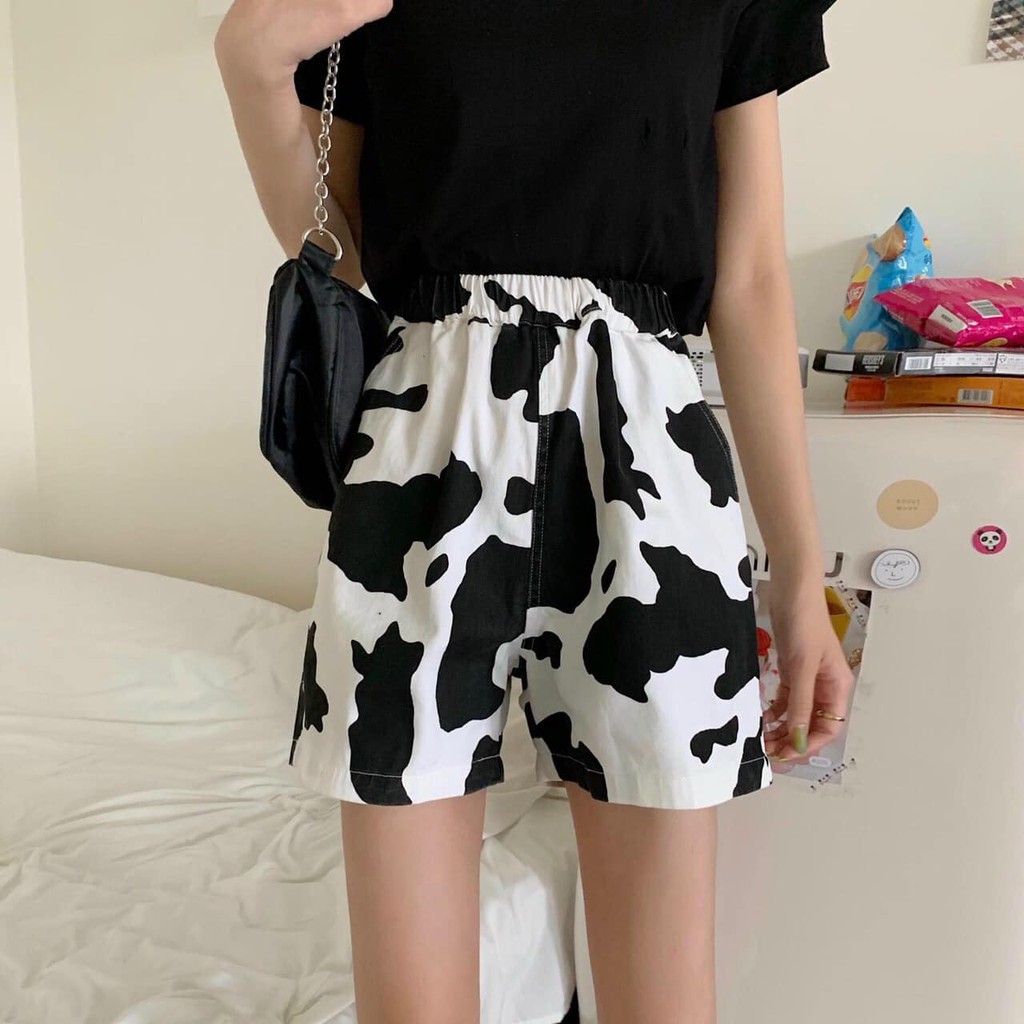 Quần sooc đùi bò sữa siêu hot trend đẹp chuẩn ảnh