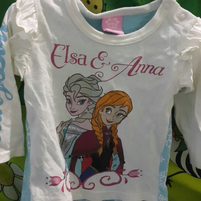 Quần áo cho bé bên mẹ bắp