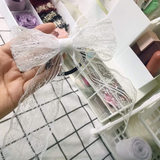 Buộc tóc nơ tiểu thư