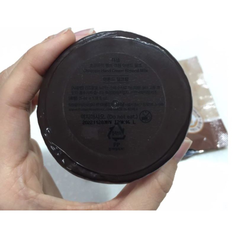 Kem Dưỡng Ẩm Da Tay The Saem Chocopie Hand Cream Almond Milk 35ml | BigBuy360 - bigbuy360.vn